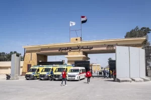 الصحة بشمال سيناء : 46 مصابا و74 مرافقا تم نقلهم من معبر رفح البري للعلاج بالمستشفيات المصرية - 1 - سيناء الإخبارية