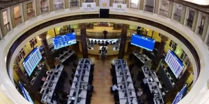 القيمة السوقية للأسهم المقيدة بالبورصة تخسر 5 مليار جنيه - 1 - سيناء الإخبارية