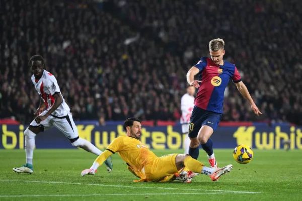 برشلونة يحافظ على صدارة الدوري الإسباني بعد الفوز على رايو فاليكانو 1-0 - 1 - سيناء الإخبارية