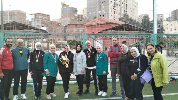 تكريم فريق سيدات تنس الطاولة بشمال سيناء بعد تحقيق المركز الثالث بدوري اللجان الرياضية - 5 - سيناء الإخبارية