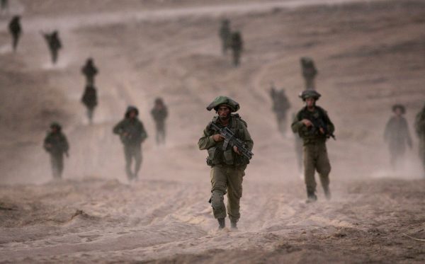 مراهقون إسرائيليون يفضلون السجن على الانضمام للجيش رفضًا لحرب غزة - 3 - سيناء الإخبارية