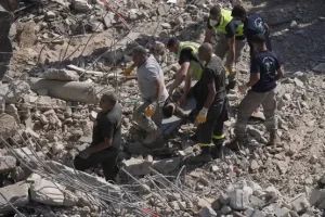 حزب الله يطالب بمذكرة داخلية عناصره من غير سكان الجنوب بالانسحاب من جنوبي لبنان - 1 - سيناء الإخبارية