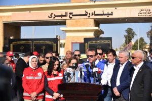 خالد عبدالغفار: الدولة المصرية بجميع قطاعاتها حريصة على دعم الأشقاء الفلسطينيين بتوجيهات القيادة السياسية - 3 - سيناء الإخبارية