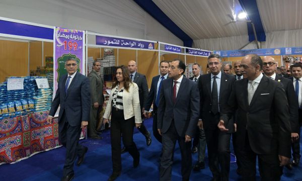 رئيس الوزراء يفتتح 30 معرضًا لـ"أهلًا رمضان" في الجيزة بتخفيضات من 20 إلى 30% - 23 - سيناء الإخبارية