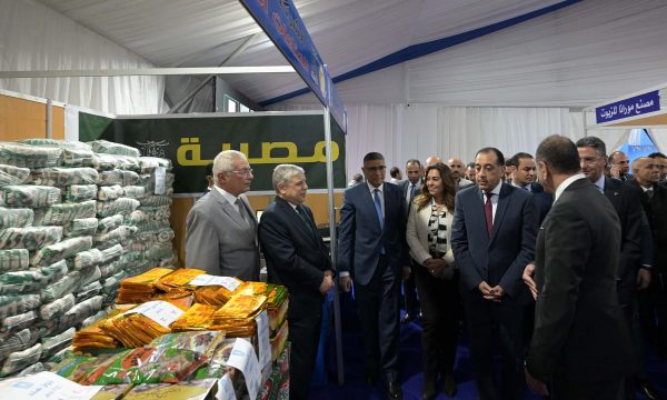 رئيس الوزراء يفتتح 30 معرضًا لـ"أهلًا رمضان" في الجيزة بتخفيضات من 20 إلى 30% - 19 - سيناء الإخبارية