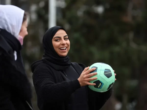فرنسا تشعل الجدل مجددًا.. مشروع قانون جديد يحظر الحجاب في المسابقات الرياضية - 5 - سيناء الإخبارية