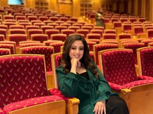 ريهام عبد الحكيم تشارك جمهورها صور التحضيرات النهائية لحفل تكريم موسيقار الأجيال - 5 - سيناء الإخبارية