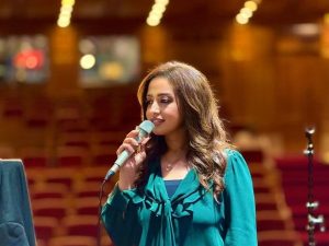 ريهام عبد الحكيم تشارك جمهورها صور التحضيرات النهائية لحفل تكريم موسيقار الأجيال - 11 - سيناء الإخبارية