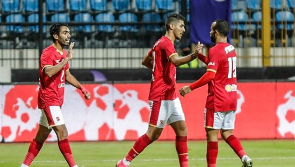 شوبير يكشف عن حكم مباراة الأحمر ضد غزل المحلة في الدوري المصري الممتاز1 - سيناء الإخبارية