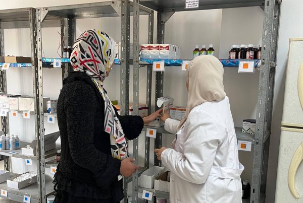 مديرية الشئون الصحية بشمال سيناء تتابع توافر الألبان العلاجية في مركز الإرشاد الوراثي بالعريش - 3 - سيناء الإخبارية