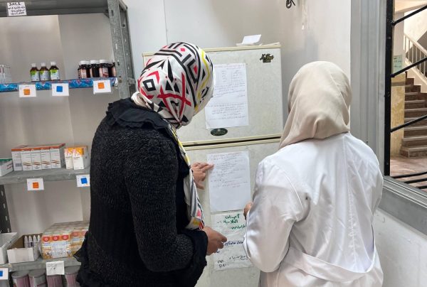 مديرية الشئون الصحية بشمال سيناء تتابع توافر الألبان العلاجية في مركز الإرشاد الوراثي بالعريش - 1 - سيناء الإخبارية