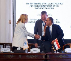 عبد العاطي يؤكد على التزام مصر الكامل بتنفيذ بحل الدولتين وضرورة إقامة دولة فلسطينية مستقلة - 3 - سيناء الإخبارية