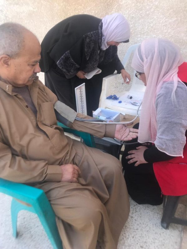 فرق مبادرة "100 يوم صحة" تجوب شوارع وميادين العريش في محافظة شمال سيناء - 3 - سيناء الإخبارية