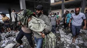 قتل طفل فلسطيني وإصابة آخرون بقصف إسرائيلي استهدف مركبة مدنية وسط قطاع غزة - 1 - سيناء الإخبارية