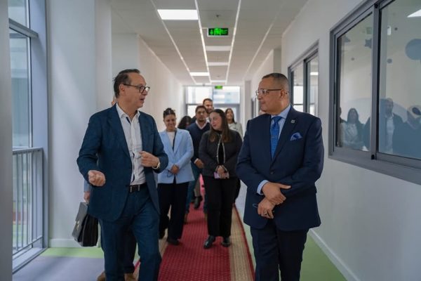 خالد مبارك يبحث مع الجامعة الألمانية تعزيز الهوية البصرية بجنوب سيناء ويشيد بمشاركتها في مشروع التجلي الأعظم - 7 - سيناء الإخبارية
