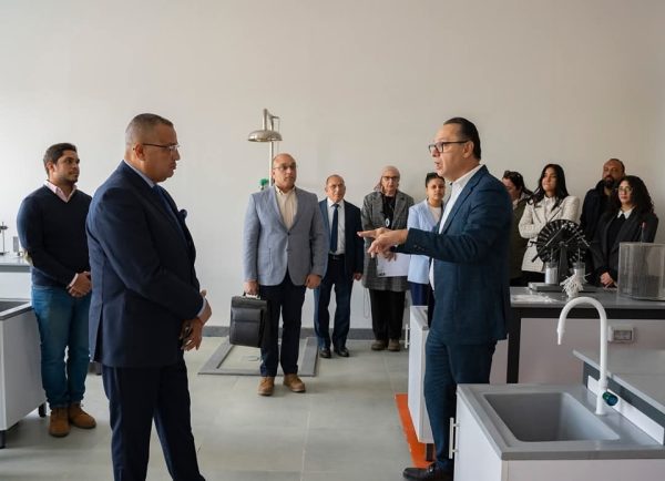 خالد مبارك يبحث مع الجامعة الألمانية تعزيز الهوية البصرية بجنوب سيناء ويشيد بمشاركتها في مشروع التجلي الأعظم - 11 - سيناء الإخبارية