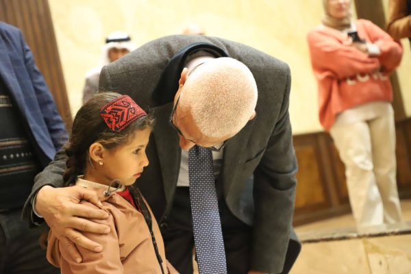 محافظ شمال سيناء يشهد انطلاق قافلة "إيد واحدة" لدعم 90 ألف مستفيد بالمحافظة - 3 - سيناء الإخبارية