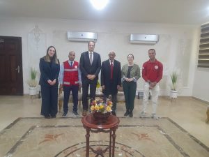 محافظ شمال سيناء يستعرض الجهود المصرية لإستقبال المساعدات الإنسانية والاغاثية وإدخالها إلي غزة - 1 - سيناء الإخبارية