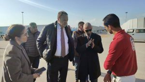 محافظ شمال سيناء يستعرض الجهود المصرية لإستقبال المساعدات الإنسانية والاغاثية وإدخالها إلي غزة - 7 - سيناء الإخبارية