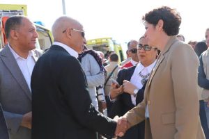 محافظ شمال سيناء يستعرض خطوات استقبال المصابين والمرضى الفلسطينيين أمام الوفد الأوروبي - 1 - سيناء الإخبارية
