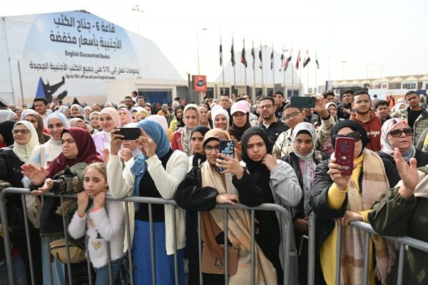 معرض القاهرة الدولي للكتاب 56 يقترب من استقبال خمسة ملايين زائر خلال 11 يومًا - 3 - سيناء الإخبارية