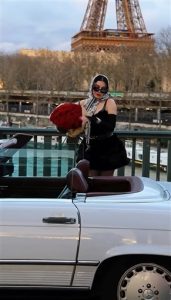 هيفاء وهبي تشارك جمهورها بأحدث جلسة تصوير لها بمناسبة عيد الحب - 9 - سيناء الإخبارية