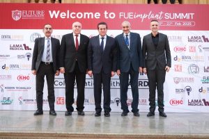 وزير الصحة والسكان يفتتح مؤتمر "قمة زراعة الأسنان" لمناقشة احدث التطورات والابتكارات في هذا المجال - 3 - سيناء الإخبارية