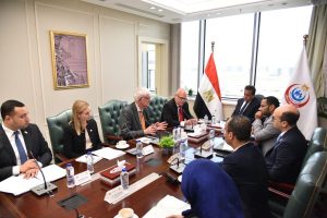 وزير الصحة يستقبل السفير السويدي ومستشار وكالة الصحة العامة السويدية لبحث التعاون في مجال الصحة العامة - 1 - سيناء الإخبارية