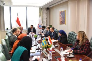وزير الصحة يستقبل السفير السويدي ومستشار وكالة الصحة العامة السويدية لبحث التعاون في مجال الصحة العامة - 7 - سيناء الإخبارية