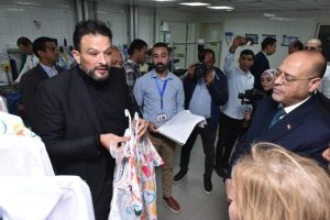 وزير العمل يزور مستشفى الناس للأطفال ويشيد بالخدمات الصحية المتطورة المُقدمة للمواطنين بالمجان - 5 - سيناء الإخبارية