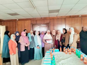 وكيل صحة شمال سيناء يشهد حفل تكريم مشرفة إدارة تنظيم الأسرة لبلوغها السن القانونى للمعاش - 1 - سيناء الإخبارية