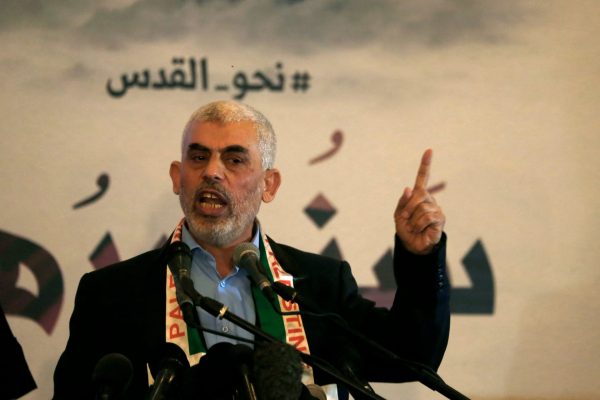 نتائج صادمة لتشريح جثمان يحيى السنوار.. غياب المخدرات وكميات كبيرة من الكافيين تثير التساؤلات - 1 - سيناء الإخبارية