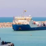استمرار إغلاق ميناء العريش لليوم الثاني بسبب سوء الأحوال الجوية - 1 - سيناء الإخبارية