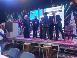 محافظ جنوب سيناء ووزير الأوقاف يشاركان في إفطار جماعي للأطفال الأيتام وذوي الهمم بشرم الشيخ - 13 - سيناء الإخبارية