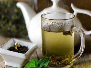 7 مشروبات طبيعية لتعزيز حرق الدهون وإنقاص الوزن بفعالية - 1 - سيناء الإخبارية