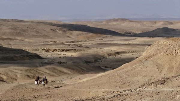 جنوب سيناء .. جنة طبيعية تجمع بين الجبال الذهبية والسواحل الفيروزية والرمال البيضاء.. صور - 11 - سيناء الإخبارية