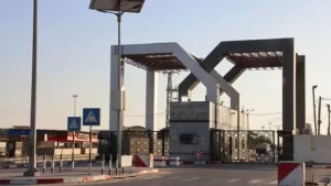 إغلاق المعابر يفاقم الأزمة الإنسانية في غزة والسلطات المصرية تواصل استعداداتها لاستقبال المصابين - 3 - سيناء الإخبارية