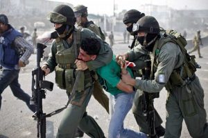 الاحتلال الإسرائيلي يعتقل سبعة فلسطينيين في غرب سلفيت وشرق نابلس - 1 - سيناء الإخبارية