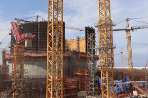 الانتهاء من تركيب المستوى الثاني من وعاء الاحتواء الداخلي لمبني المفاعل بمحطة النووية بالضبعة - 1 - سيناء الإخبارية
