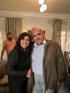 روجينا تنتهي من تصوير مسلسل حسبة عمري وتحتفل مع فريق العمل - 3 - سيناء الإخبارية