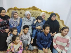 زينب عبدالمطلب..أم مثالية بجنوب سيناء تروي رحلة كفاحها بعد وفاة زوجها - 1 - سيناء الإخبارية
