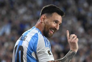 غياب ميسي عن قائمة الأرجنتين لمواجهتي أوروجواي والبرازيل في تصفيات المونديال - 3 - سيناء الإخبارية