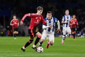 مانشستر يونايتد يتعادل إيجابيا بهدف لمثله مع ريال سوسيداد بالدوري الأوروبي - 3 - سيناء الإخبارية