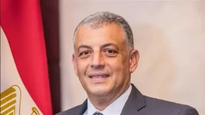 محافظ الإسماعيلية يهنئ جنوب سيناء بالذكرى الـ36 لاسترداد طابا - 3 - سيناء الإخبارية