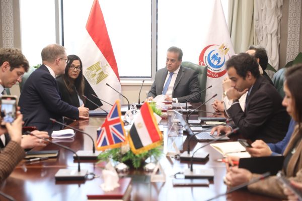 مصر والمملكة المتحدة تبحثان تعزيز التعاون الصحي ودعم غزة - سيناء الإخبارية