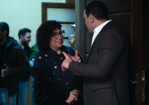 نجوم شهادة ميلاد طفل يزورون كواليس قهوة المحطة ويهنئون فريق العمل على النجاح - 1 - سيناء الإخبارية