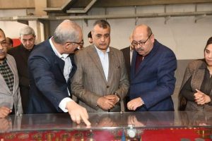 وزير الإنتاج الحربي يتفقد شركة أبو زعبل للصناعات المتخصصة لمتابعة سير العمل - 9 - سيناء الإخبارية