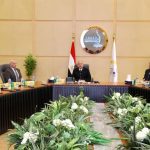 وزير الصناعة والنقل يشيد بآداء الشركة القابضة لمشروعات الطرق والكباري والنقل البري - 9 - سيناء الإخبارية