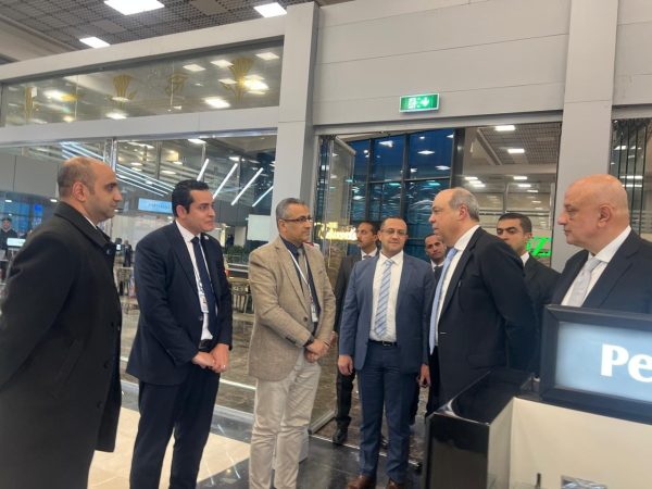 وزير الطيران المدني يتفقد مطار سفنكس الدولي ويؤكد جاهزيته لاستقبال الوفود العالمية - 3 - سيناء الإخبارية