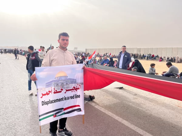 العريش تنتفض: "سيناء ليست بديلاً"... مظاهرة وطنية حاشدة رفضًا لتهجير الفلسطينيين - 7 - سيناء الإخبارية